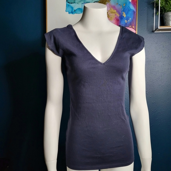 Victoria's Secret Tee Shop Shortsleeve V neck Shirt size X small Navy